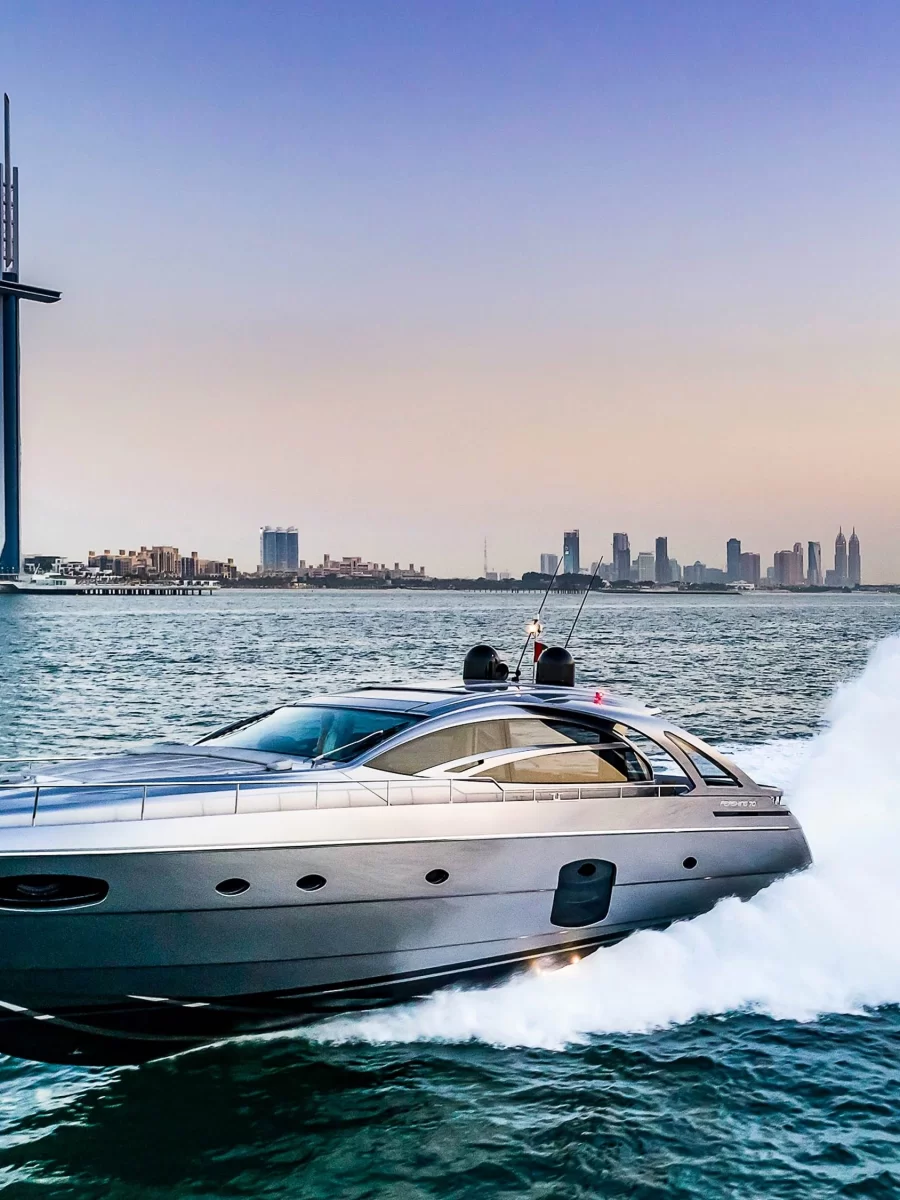 PERSHING 70